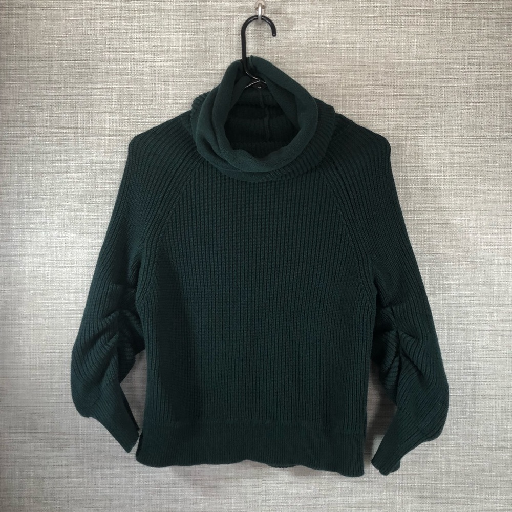 Cabi XXS Green Cowl Neck Ruched Sleeve Knit Sweater